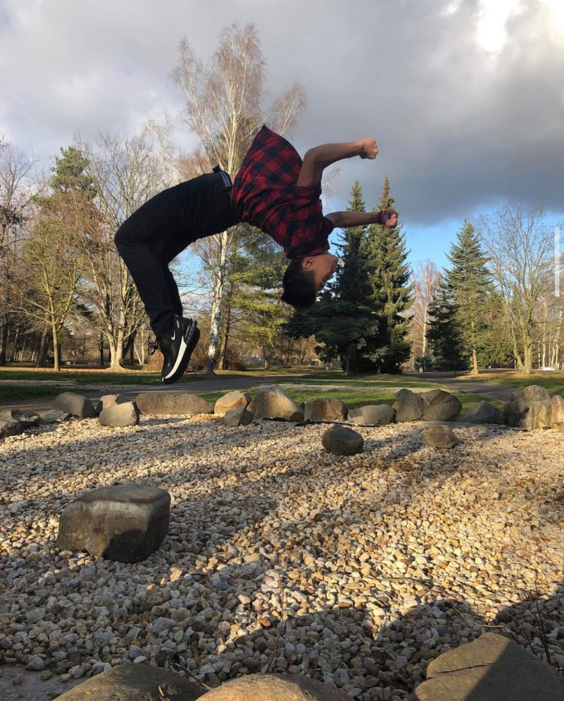 Trenér parkouru